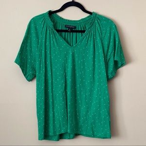 Banana Republic green short-sleeve blouse